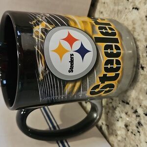 Pittsburgh Steelers mug football NFL Liquid Logic licensed